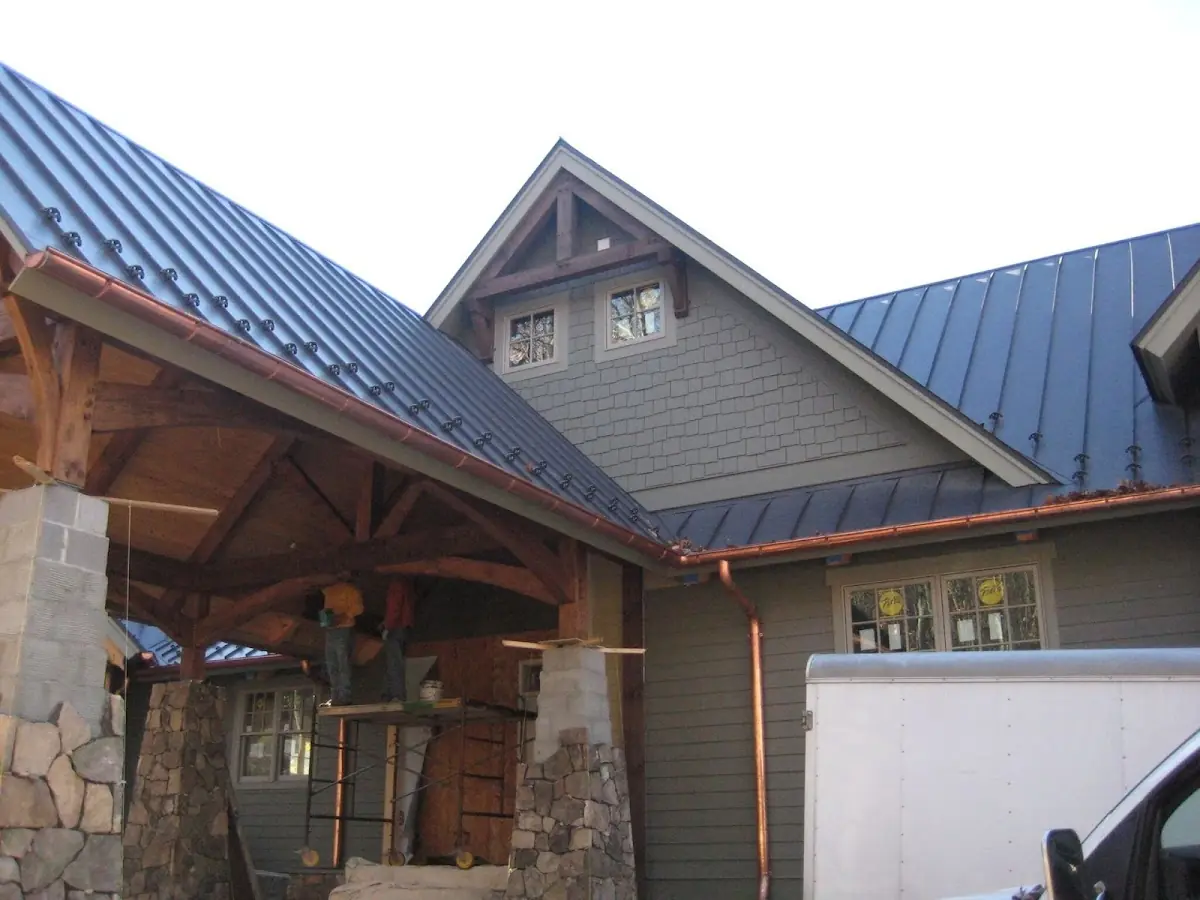 Craftsman Roofing team delivering quality roofing work in Newport Ridge